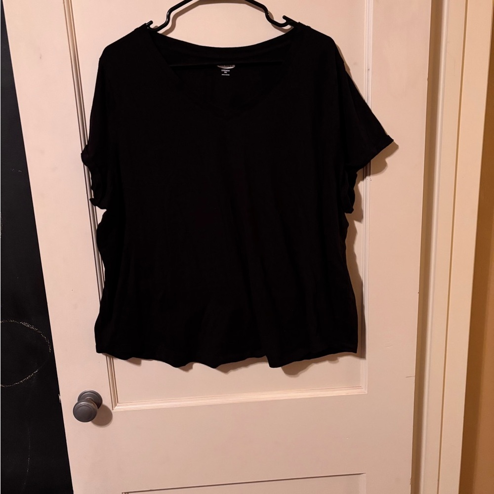 Old Navy Black Short Sleeve Tee